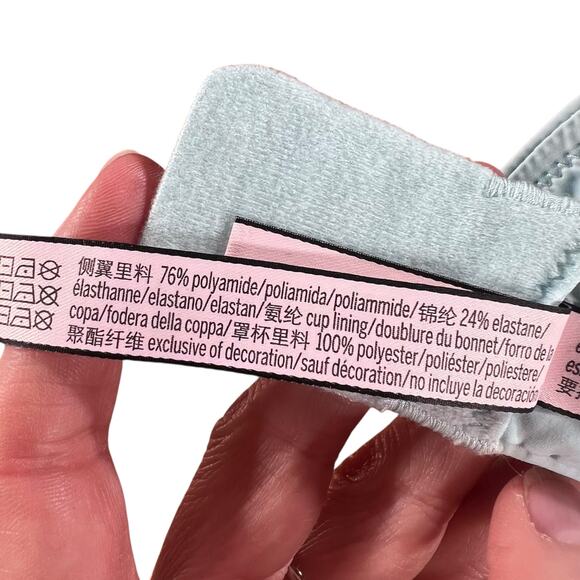 Victoria’s Secret Wireless T-Shirt Bras 38C Lot of 2 Black & Light Green NEW - Picture 6 of 9